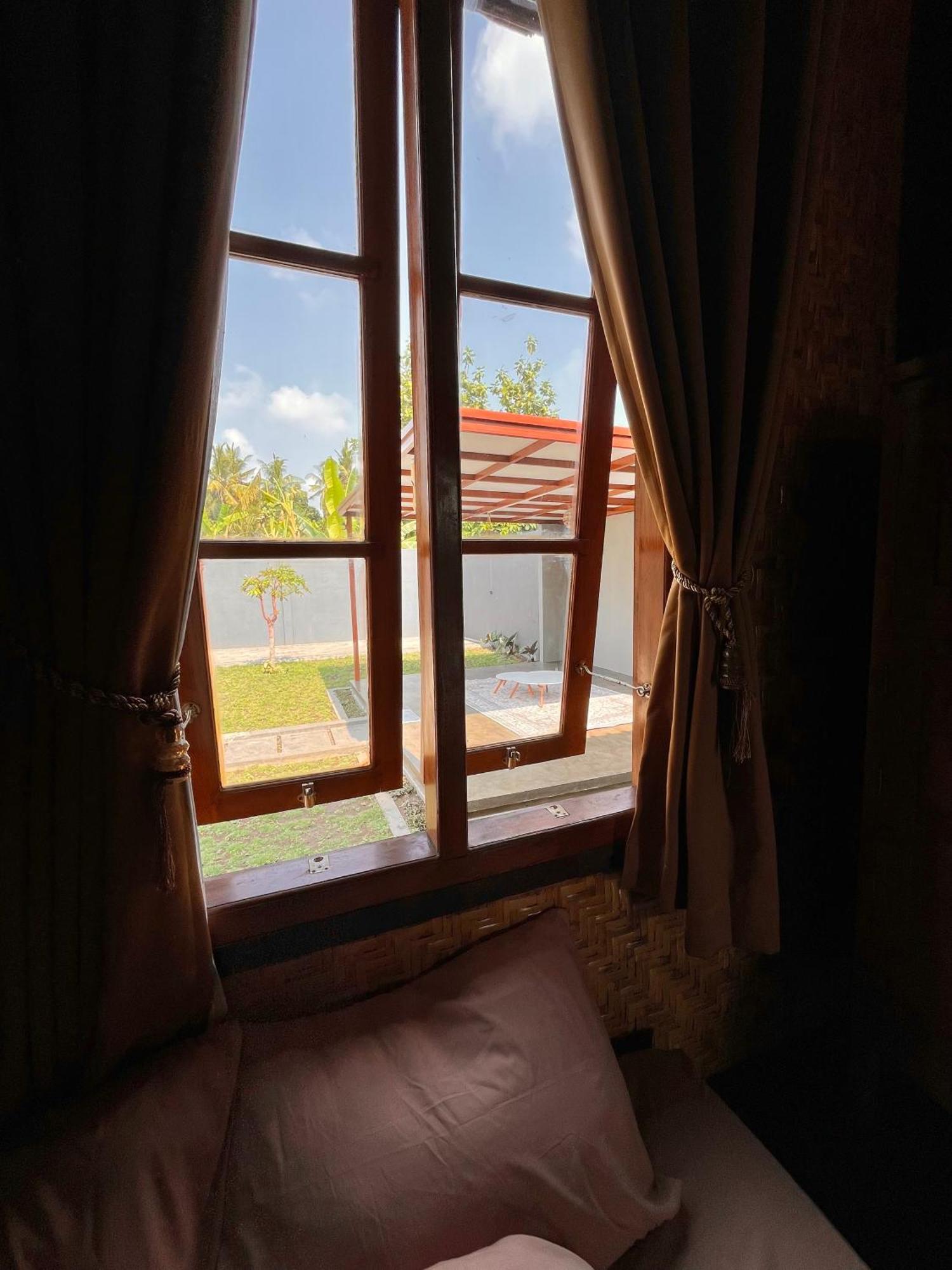 Joglo Homestay Banyuwangi Banyuwangi  Exteriör bild